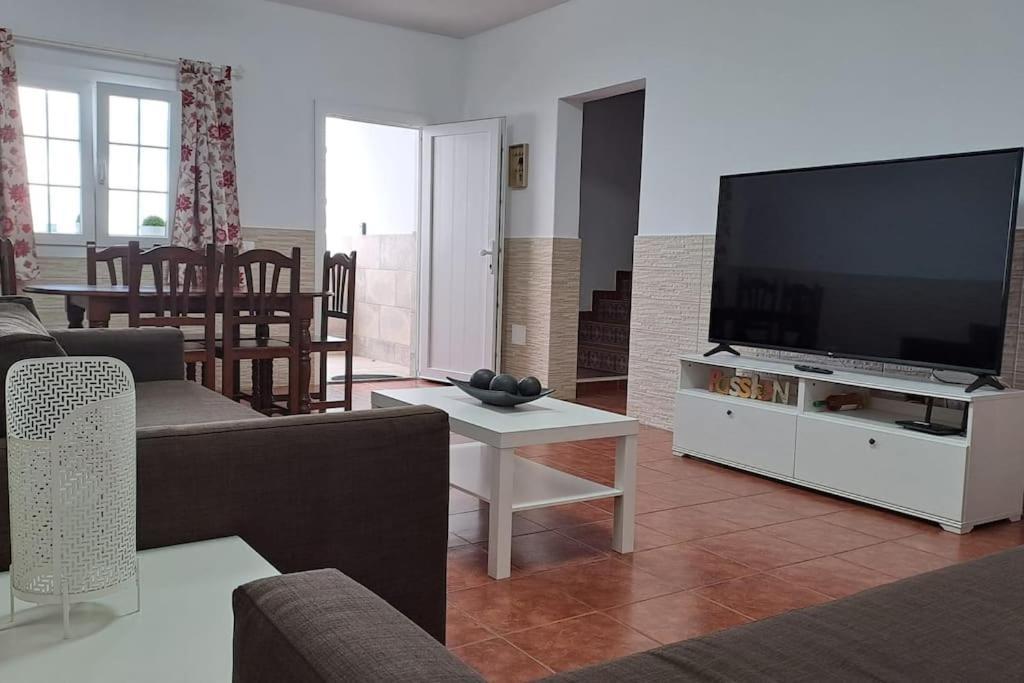 Casa Mar Y Lava Villa Ел Голфо Екстериор снимка