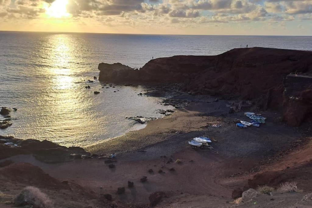 Casa Mar Y Lava Villa Ел Голфо Екстериор снимка